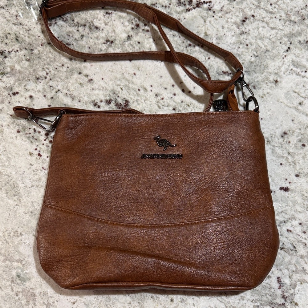 Brand New Jingpindaishu Shoulder Bag